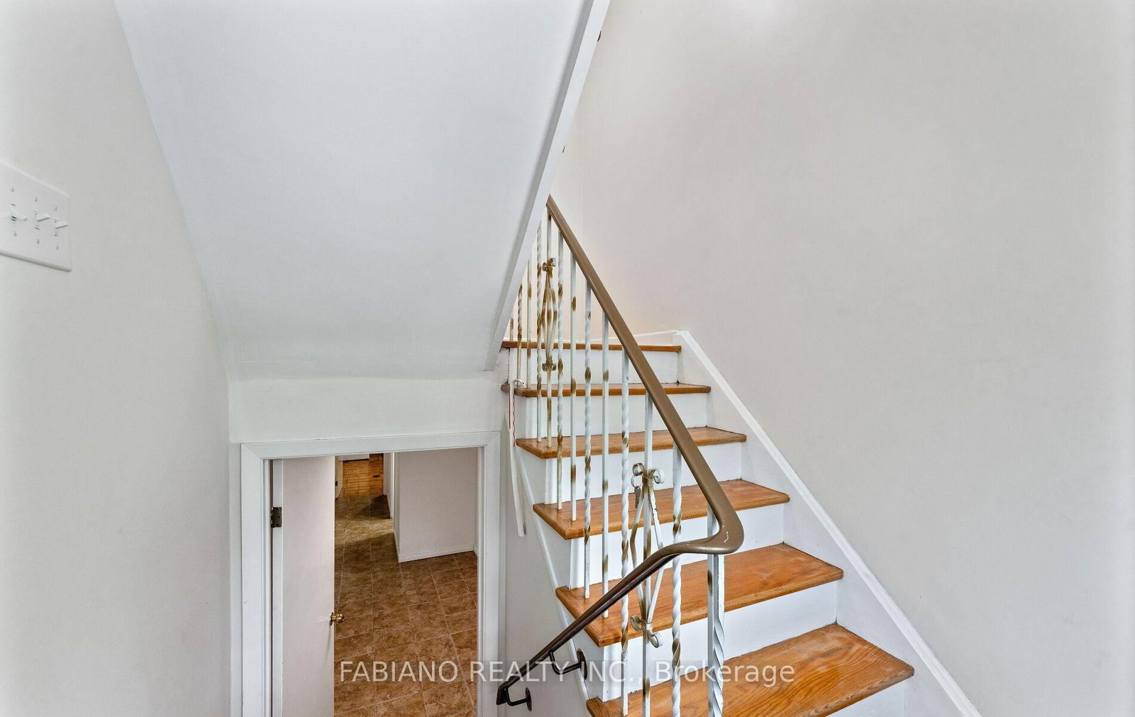 549 Gladstone Avenue • Toronto, ON photo 31