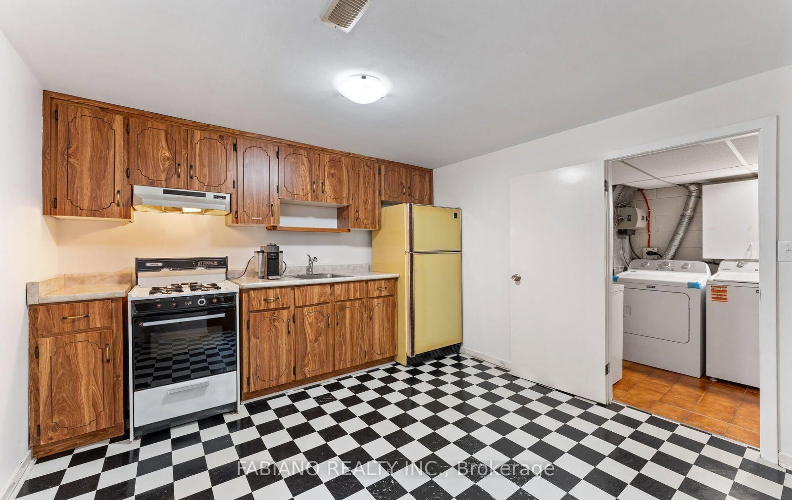 549 Gladstone Avenue • Toronto, ON photo 36