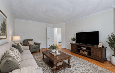 549 Gladstone Avenue • Toronto, ON photo 4