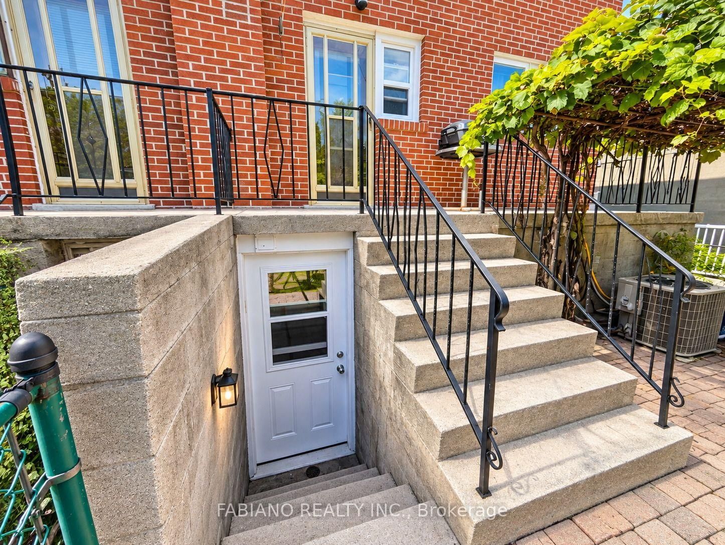 549 Gladstone Avenue • Toronto, ON photo 40