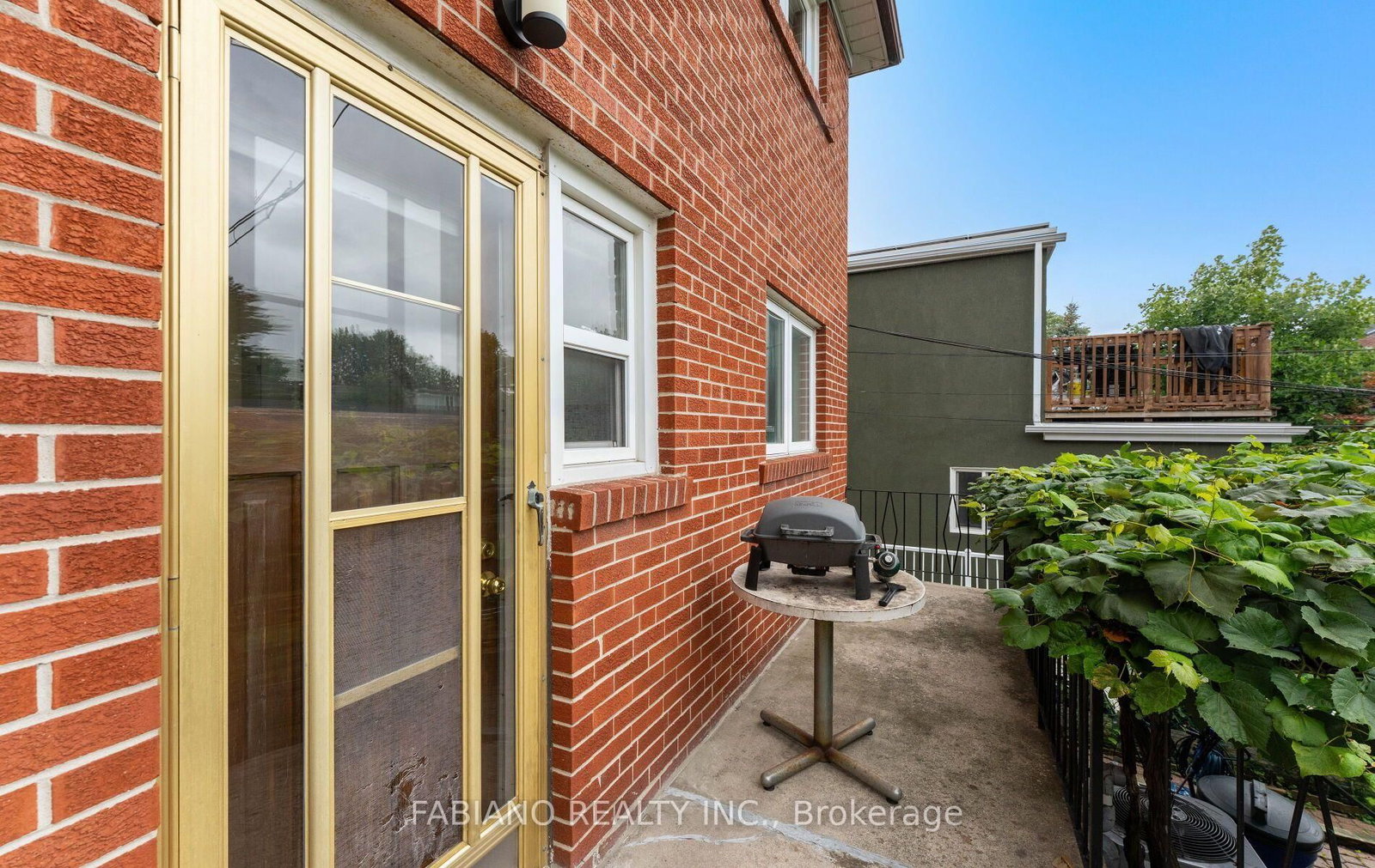 549 Gladstone Avenue • Toronto, ON photo 43