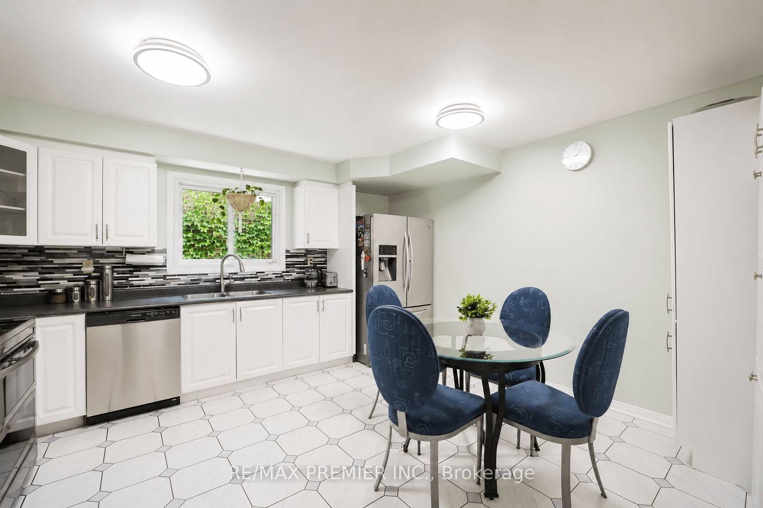 55 Deerpark Crescent • Brampton, ON photo 10