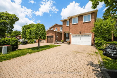 55 Deerpark Crescent • Brampton, ON photo 4