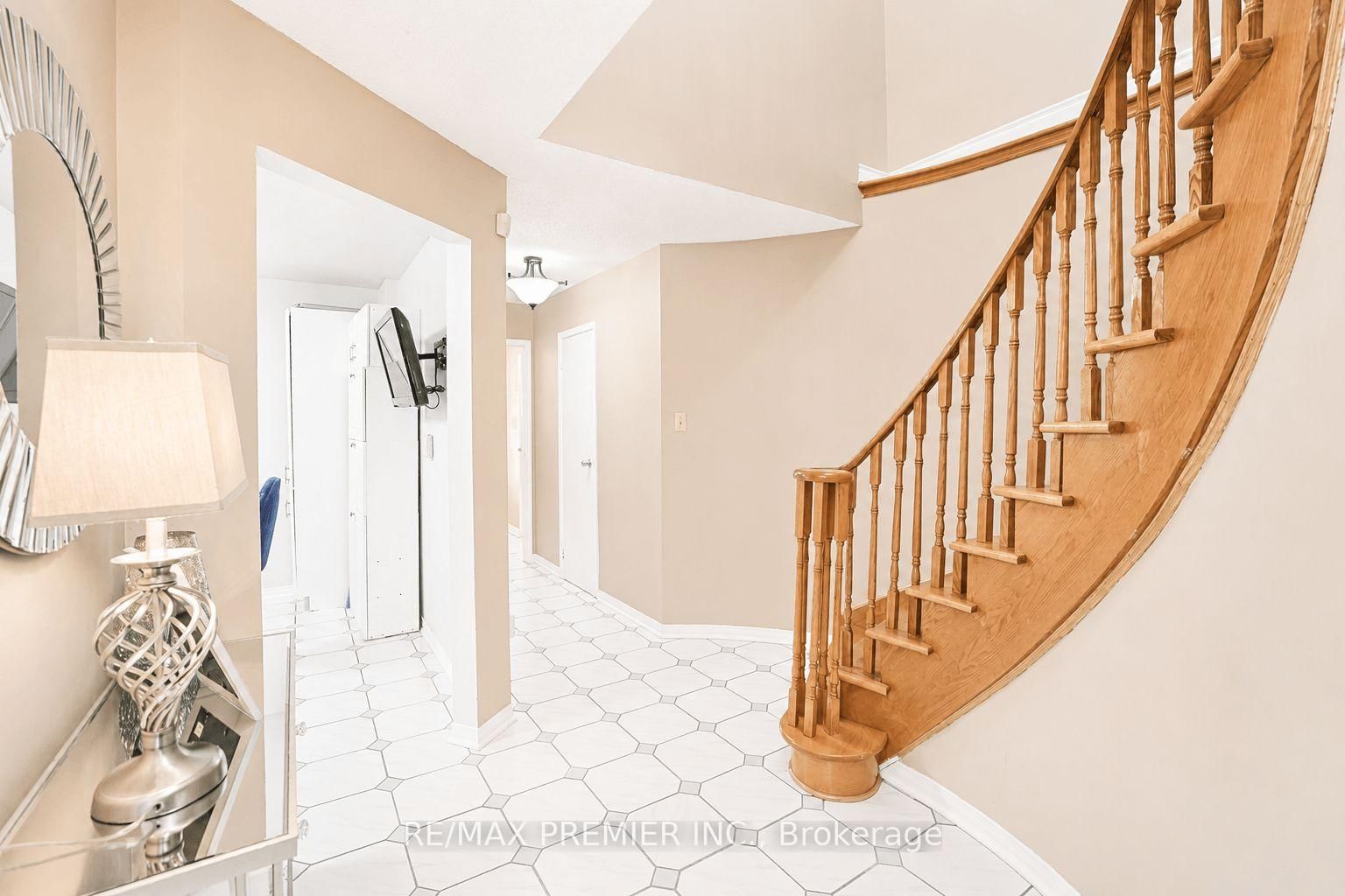 55 Deerpark Crescent • Brampton, ON photo 6