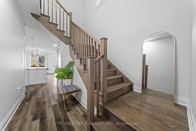15 Speckled Alder Street • Caledon, ON photo 2