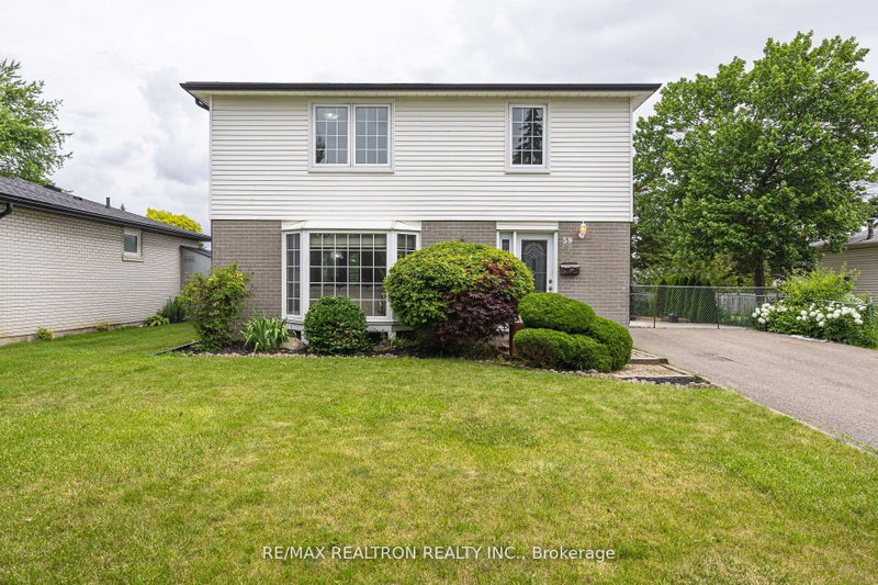 39 Deloraine Drive