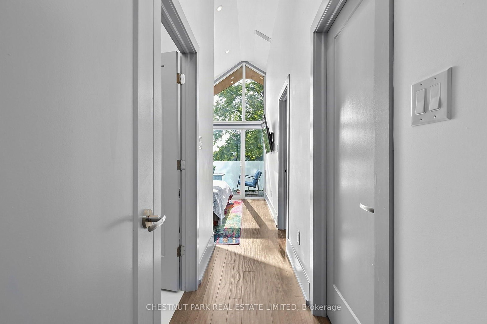 15 Nineteeth Street • Toronto, ON photo 19