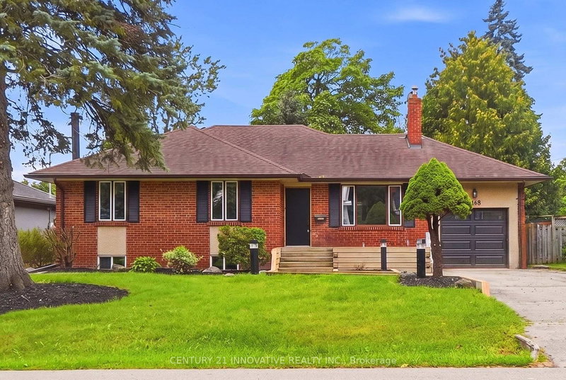 2068 Stewart Crescent