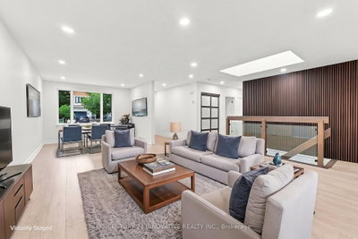 2068 Stewart Crescent • Mississauga, ON photo 5