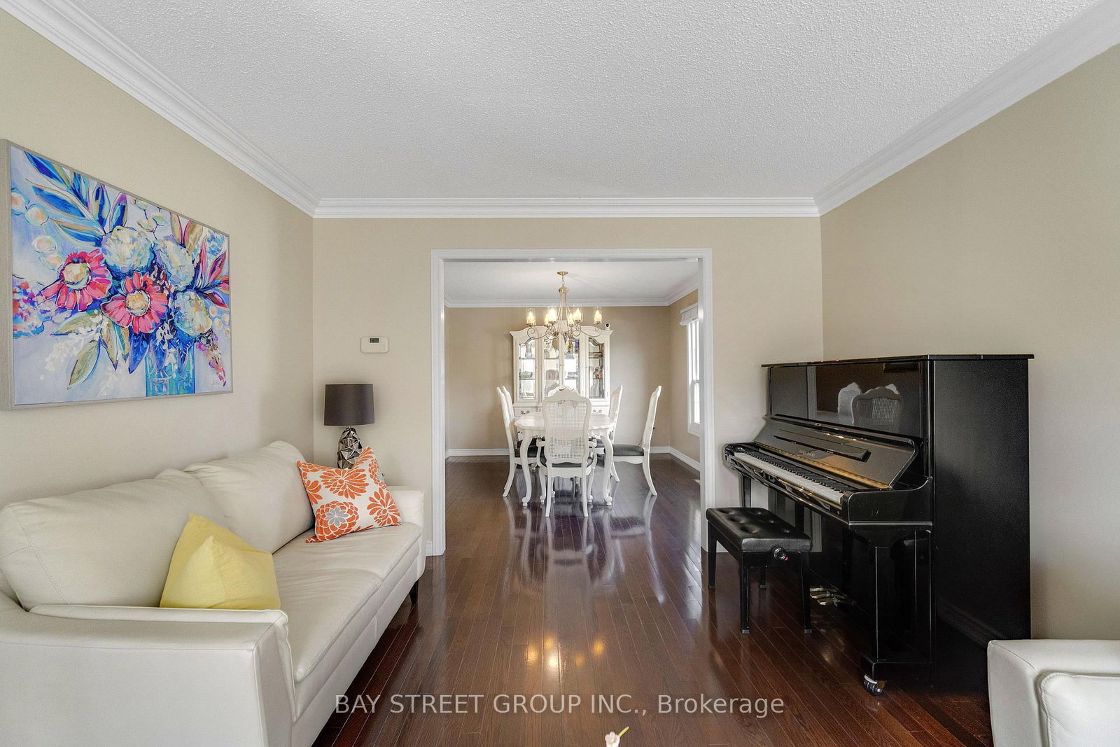1305 Monks Passage • Oakville, ON photo 14