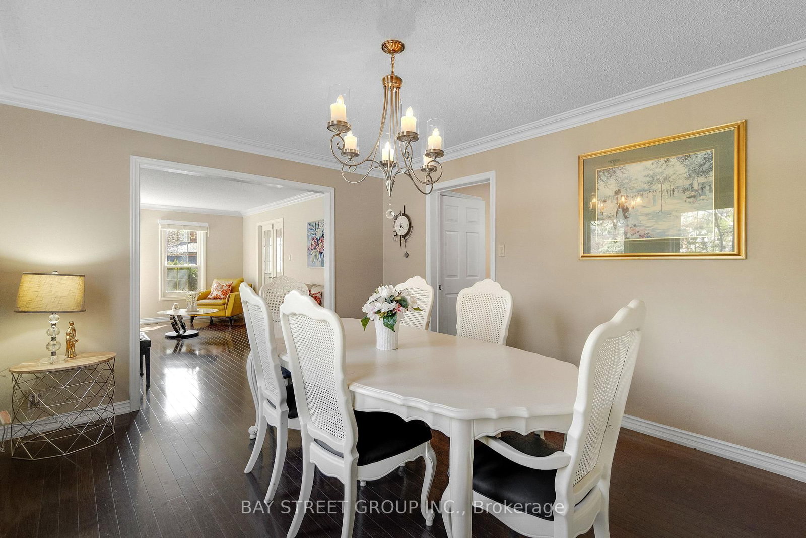 1305 Monks Passage • Oakville, ON photo 16