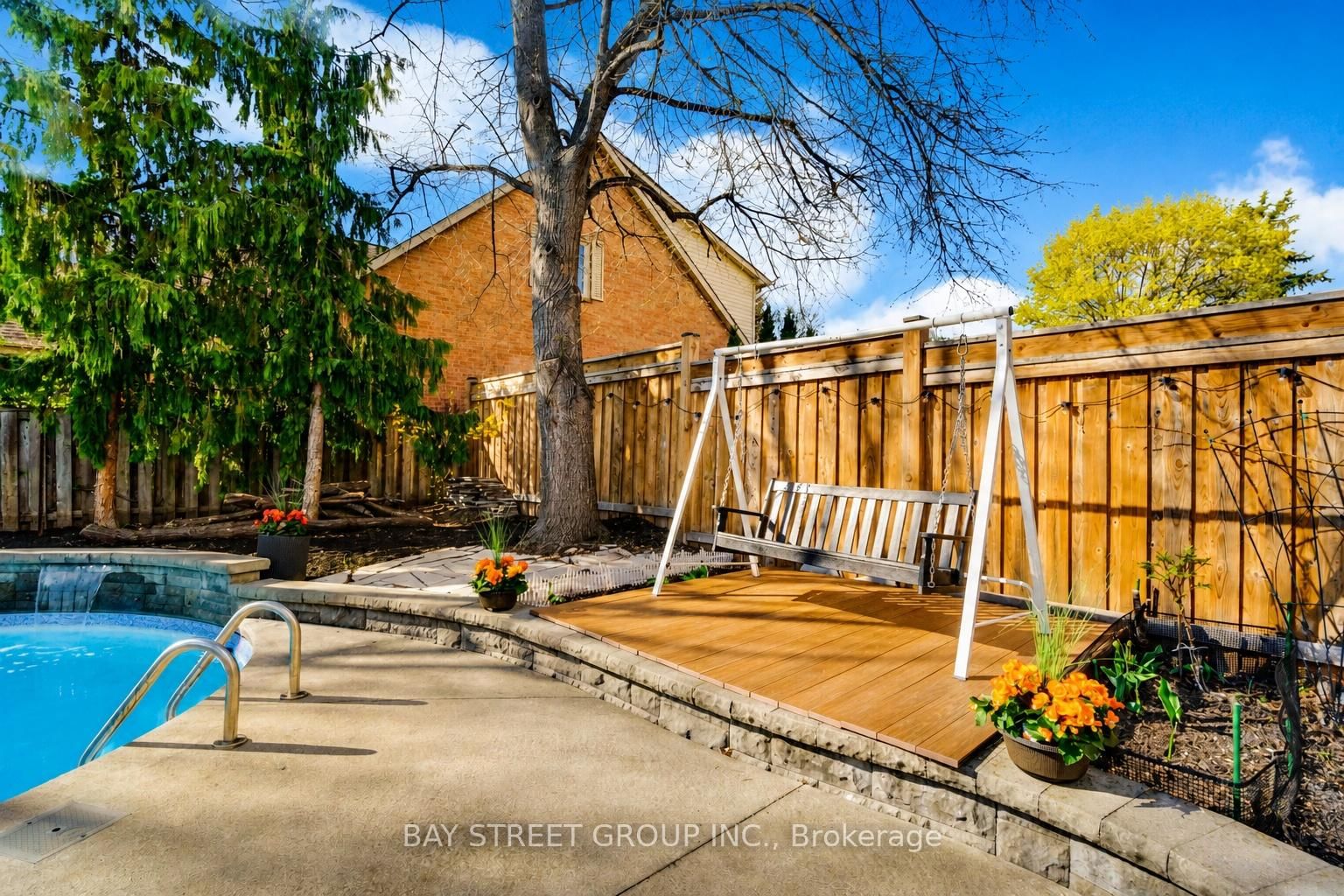 1305 Monks Passage • Oakville, ON photo 47