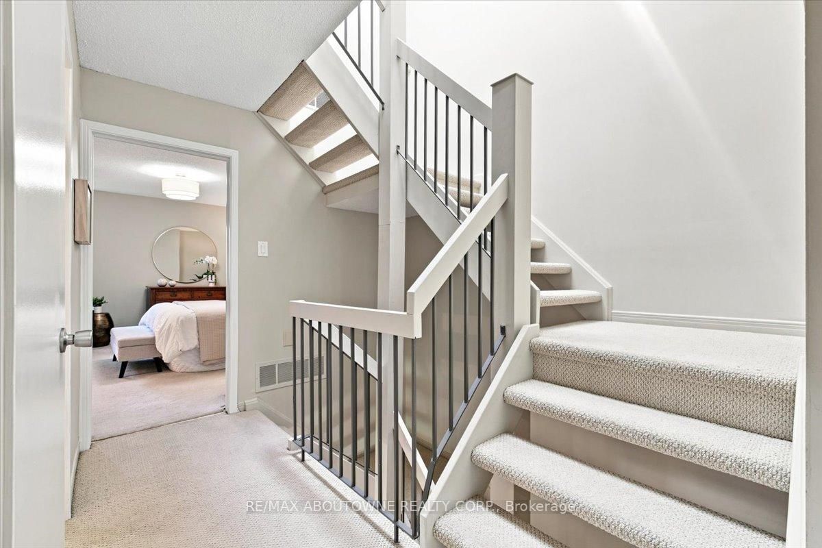 1250 Marlborough Court • #13 • Oakville, ON photo 18