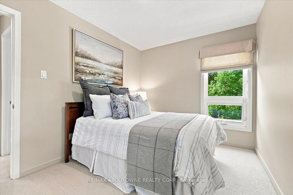 1250 Marlborough Court • #13 • Oakville, ON photo 24