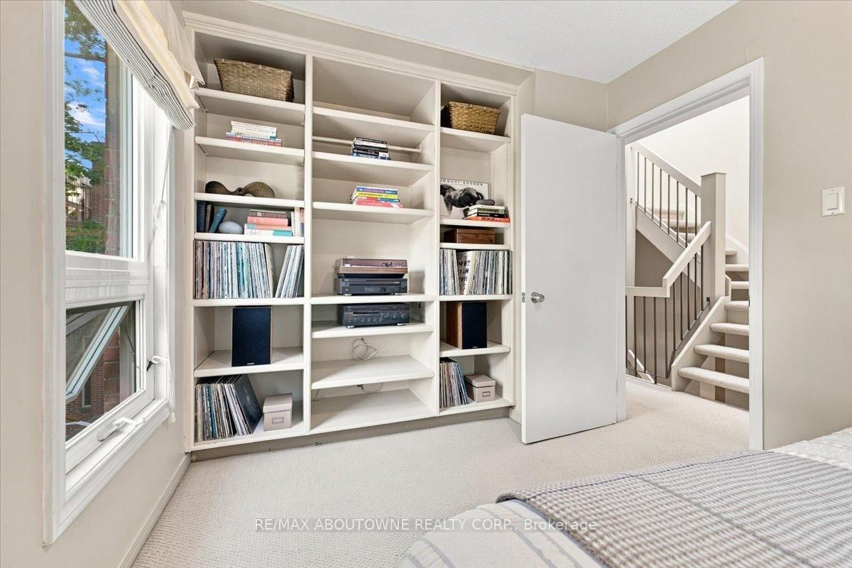 1250 Marlborough Court • #13 • Oakville, ON photo 25