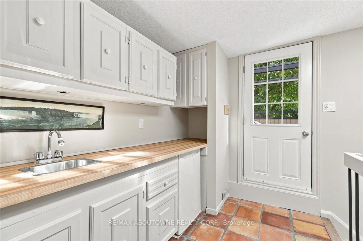 1250 Marlborough Court • #13 • Oakville, ON photo 27