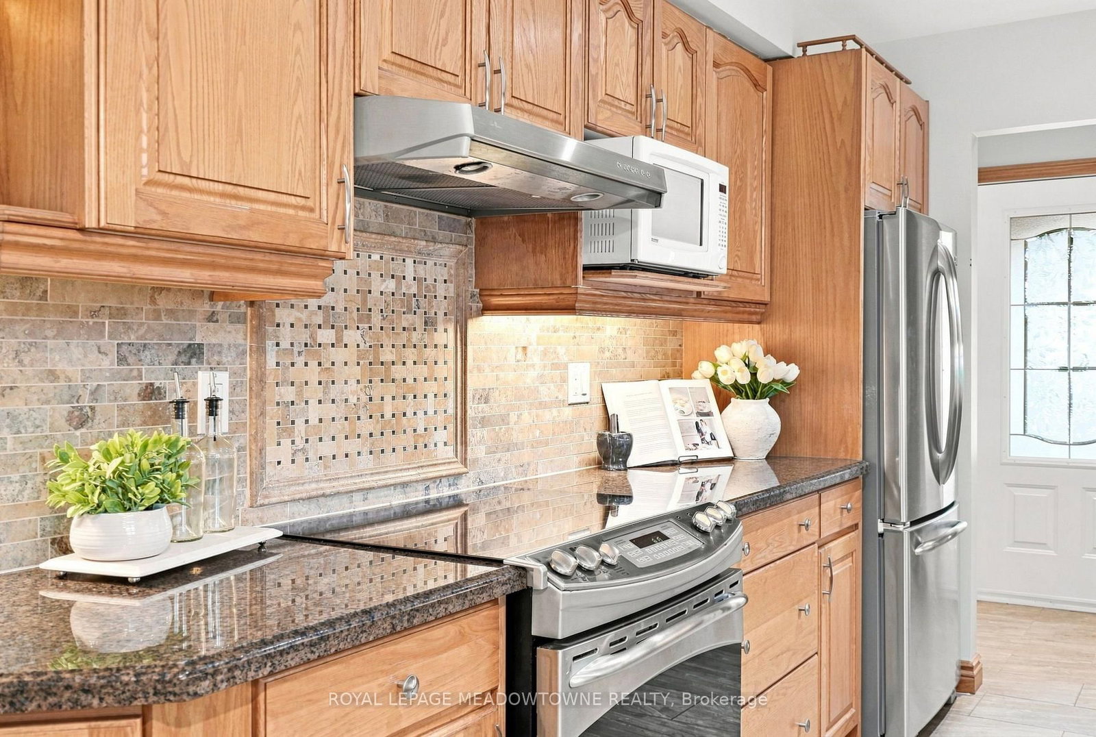 621 Moorelands Crescent • Milton, ON photo 10