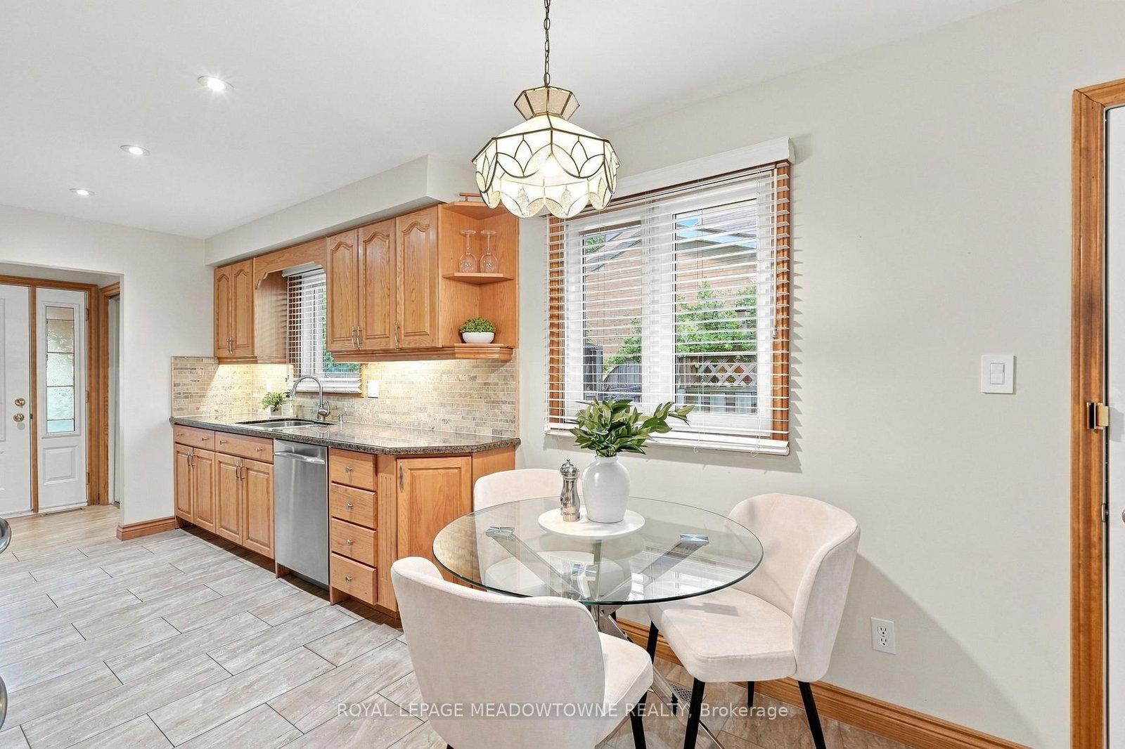 621 Moorelands Crescent • Milton, ON photo 12
