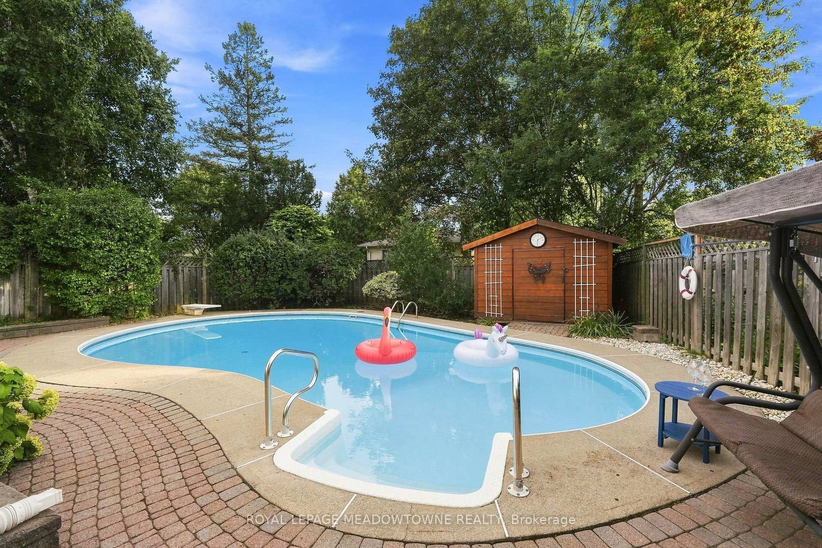 621 Moorelands Crescent • Milton, ON photo 6
