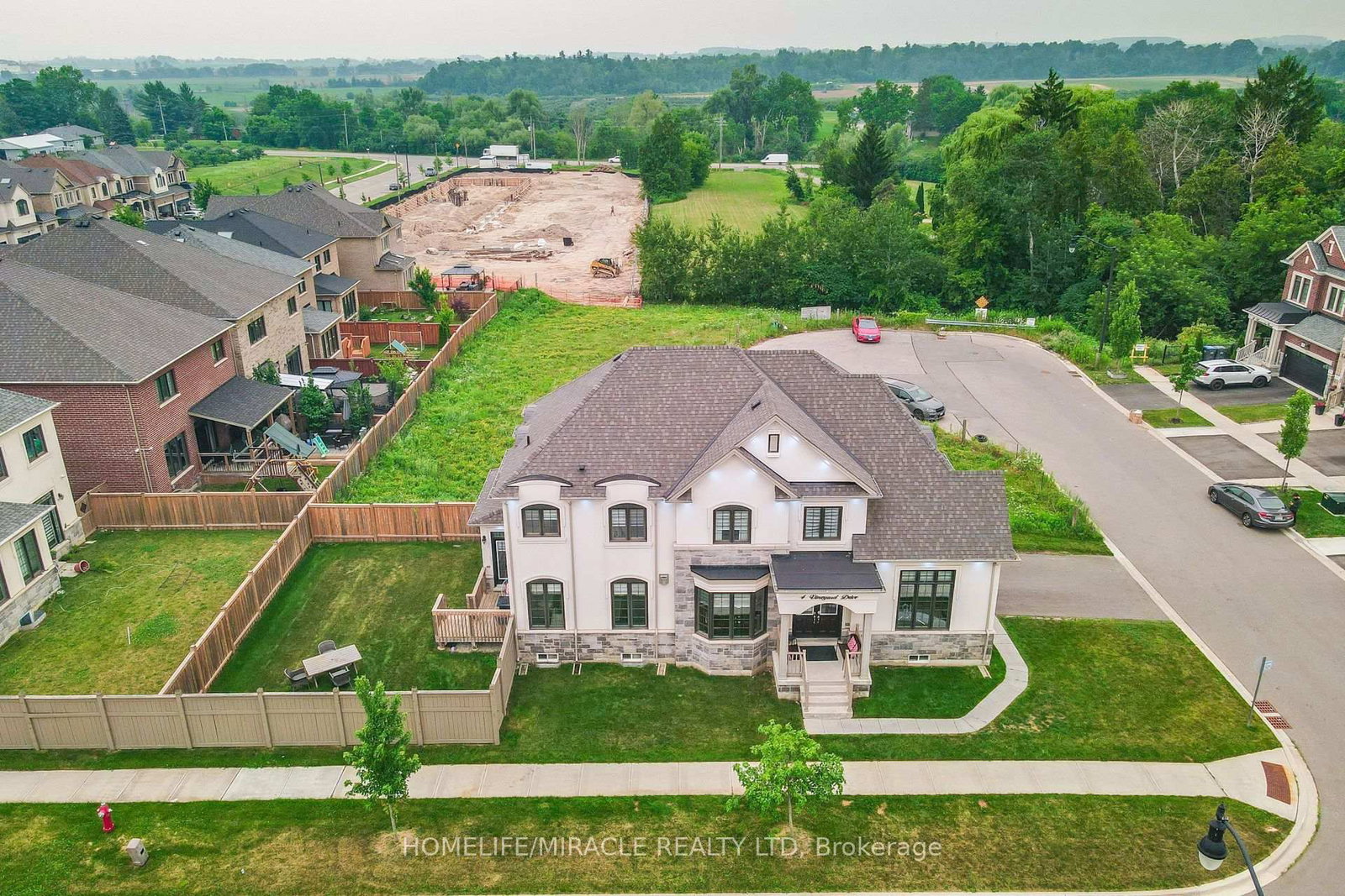 4 Vineyard Drive • Brampton, ON photo 1