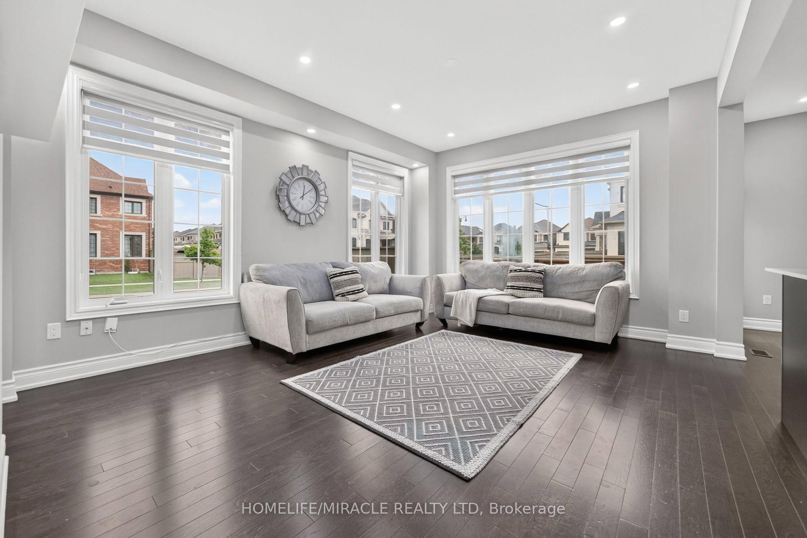 4 Vineyard Drive • Brampton, ON photo 14