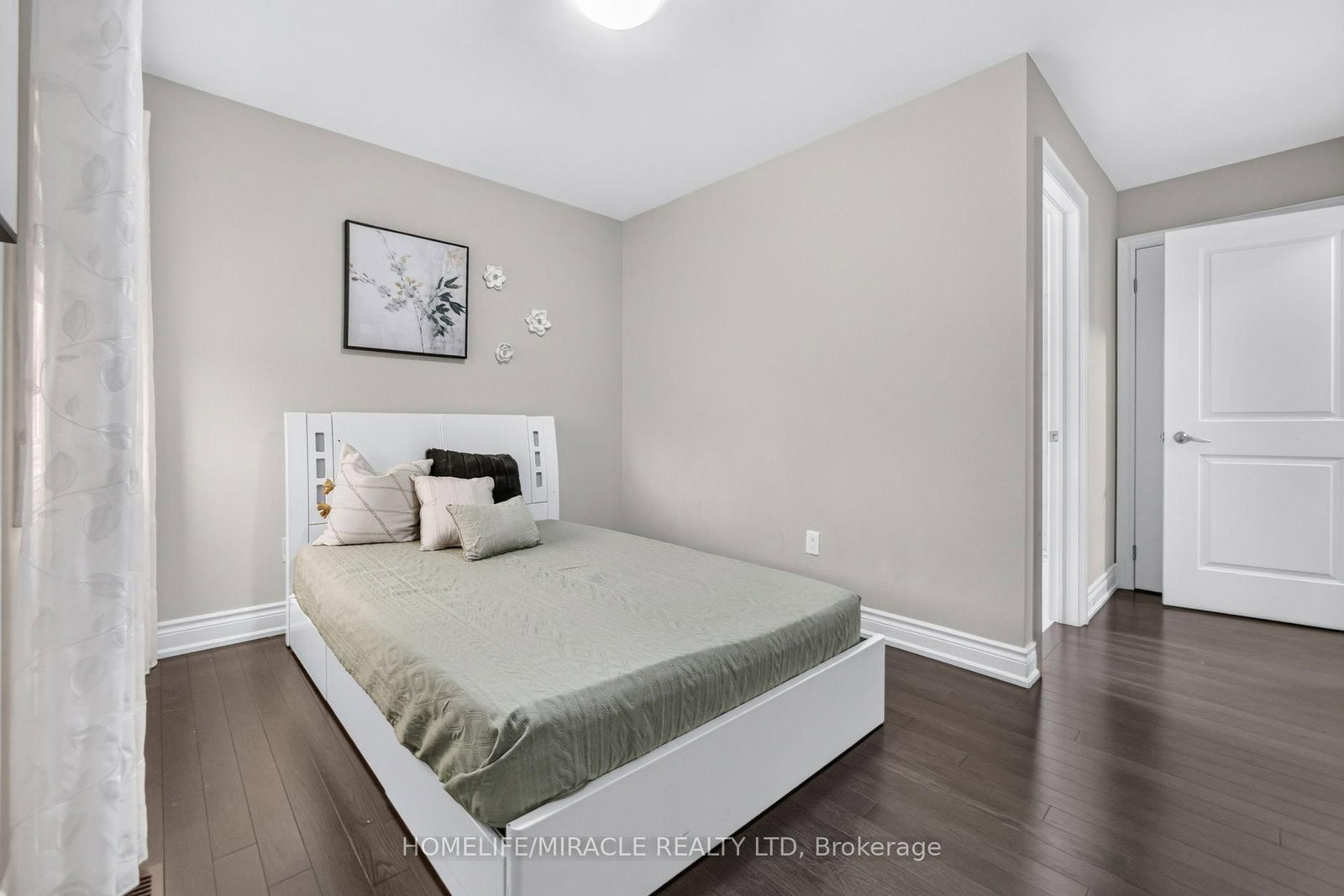 4 Vineyard Drive • Brampton, ON photo 39