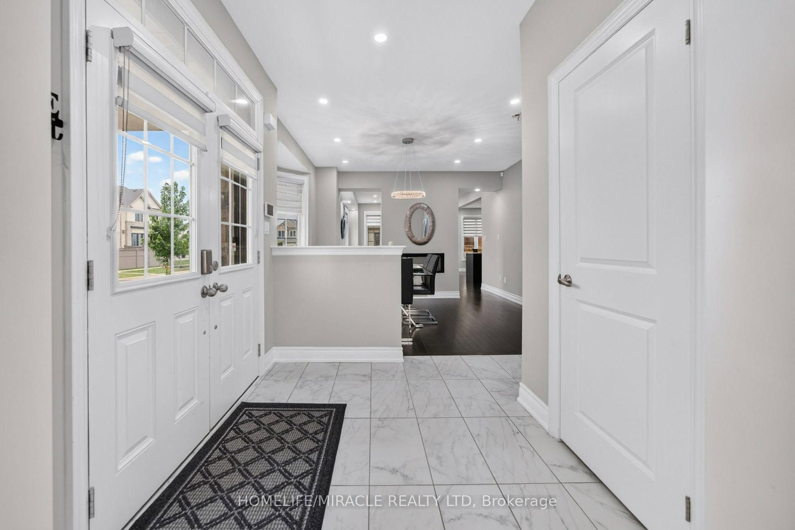 4 Vineyard Drive • Brampton, ON photo 8