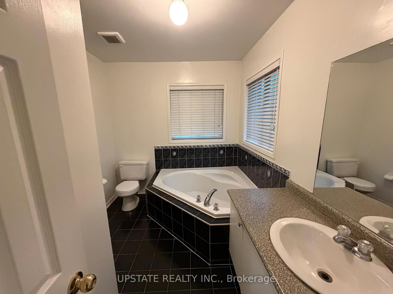 56 Luella Crescent • Brampton, ON photo 12