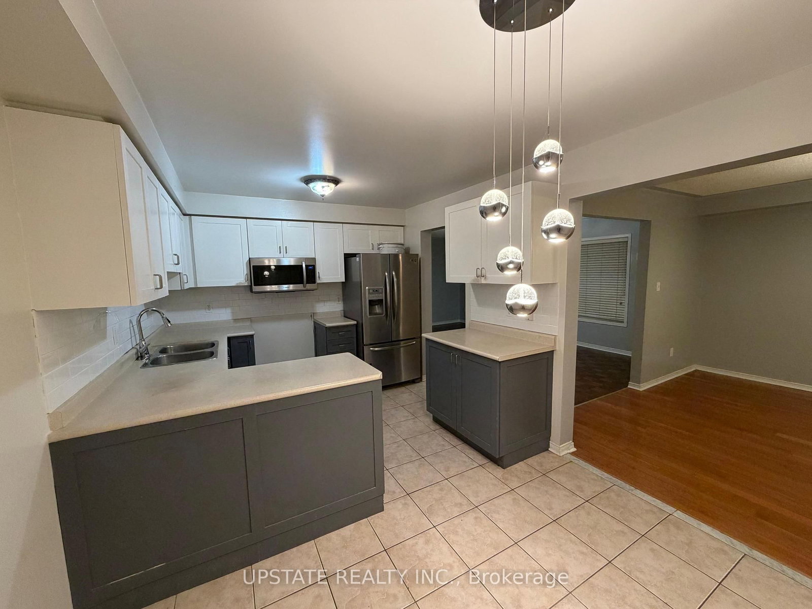 56 Luella Crescent • Brampton, ON photo 5