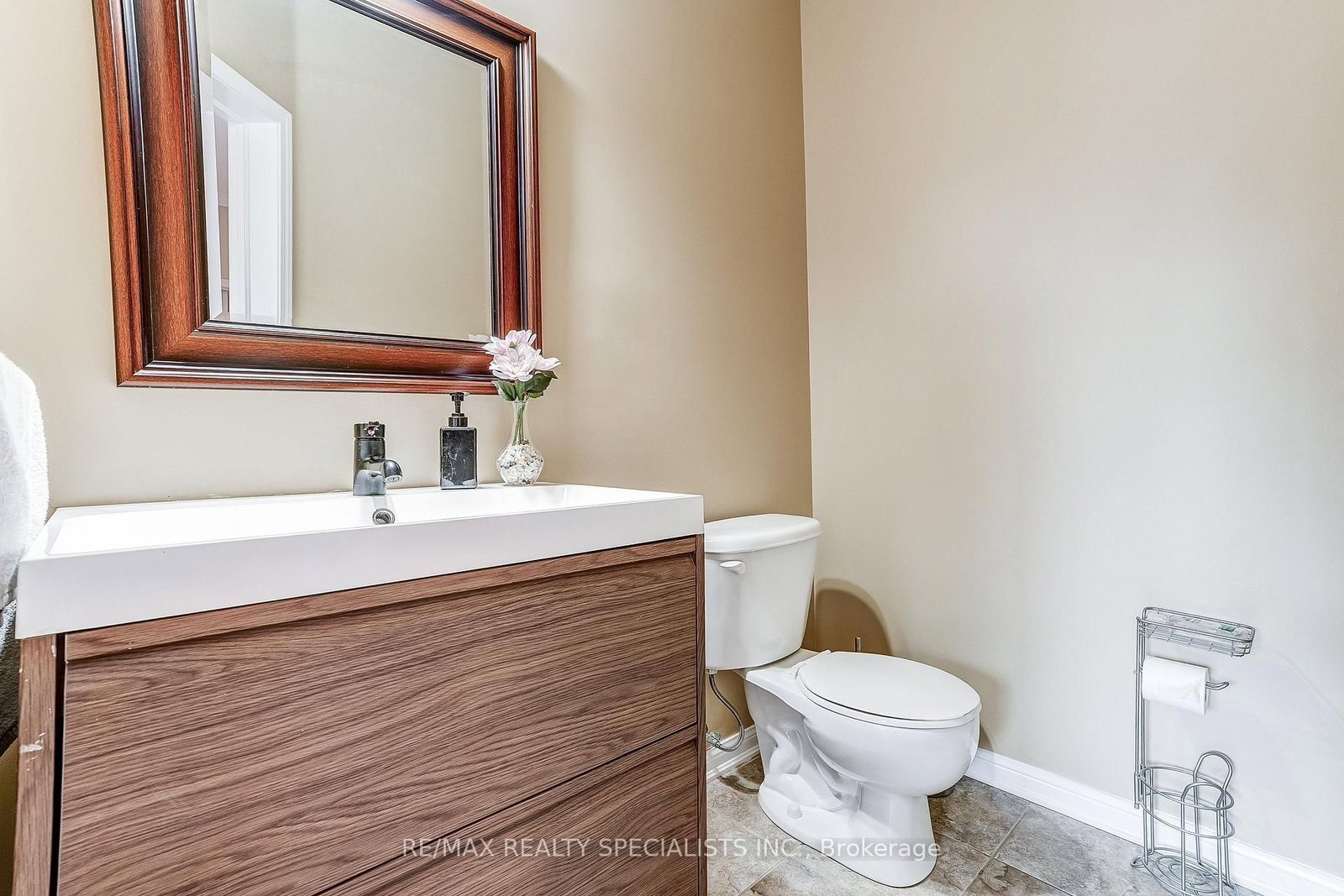 496 Cusick Circle • Milton, ON photo 11