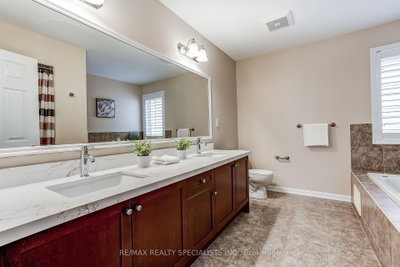 496 Cusick Milton,ON L9T 0M9 — Photo 31