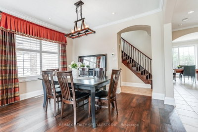 496 Cusick Circle • Milton, ON photo 8