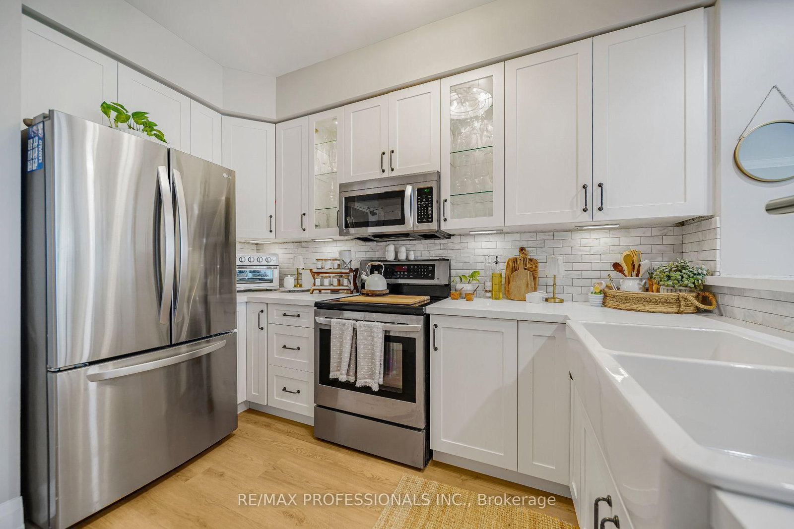 3531 Lake Shore Boulevard W • #211 • Toronto, ON photo 12
