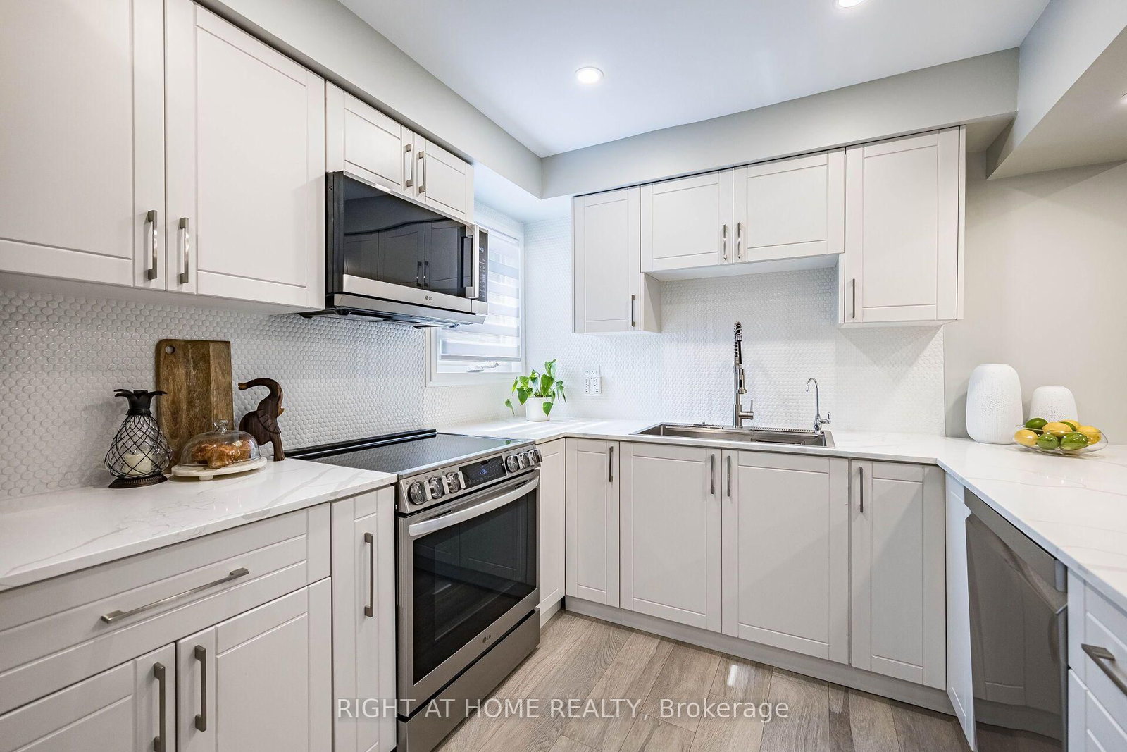 24 Reid Drive • #8 • Mississauga, ON photo 13