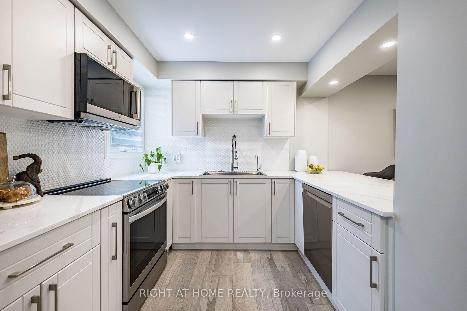 24 Reid Drive • #8 • Mississauga, ON photo 15