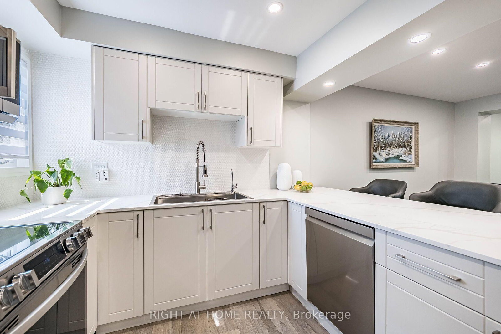 24 Reid Drive • #8 • Mississauga, ON photo 17