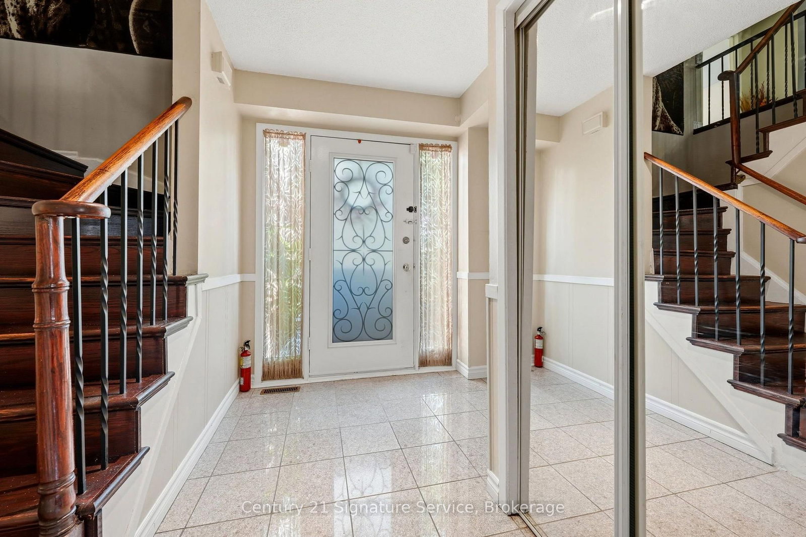 4265 Tea Garden Circle • Mississauga, ON photo 5