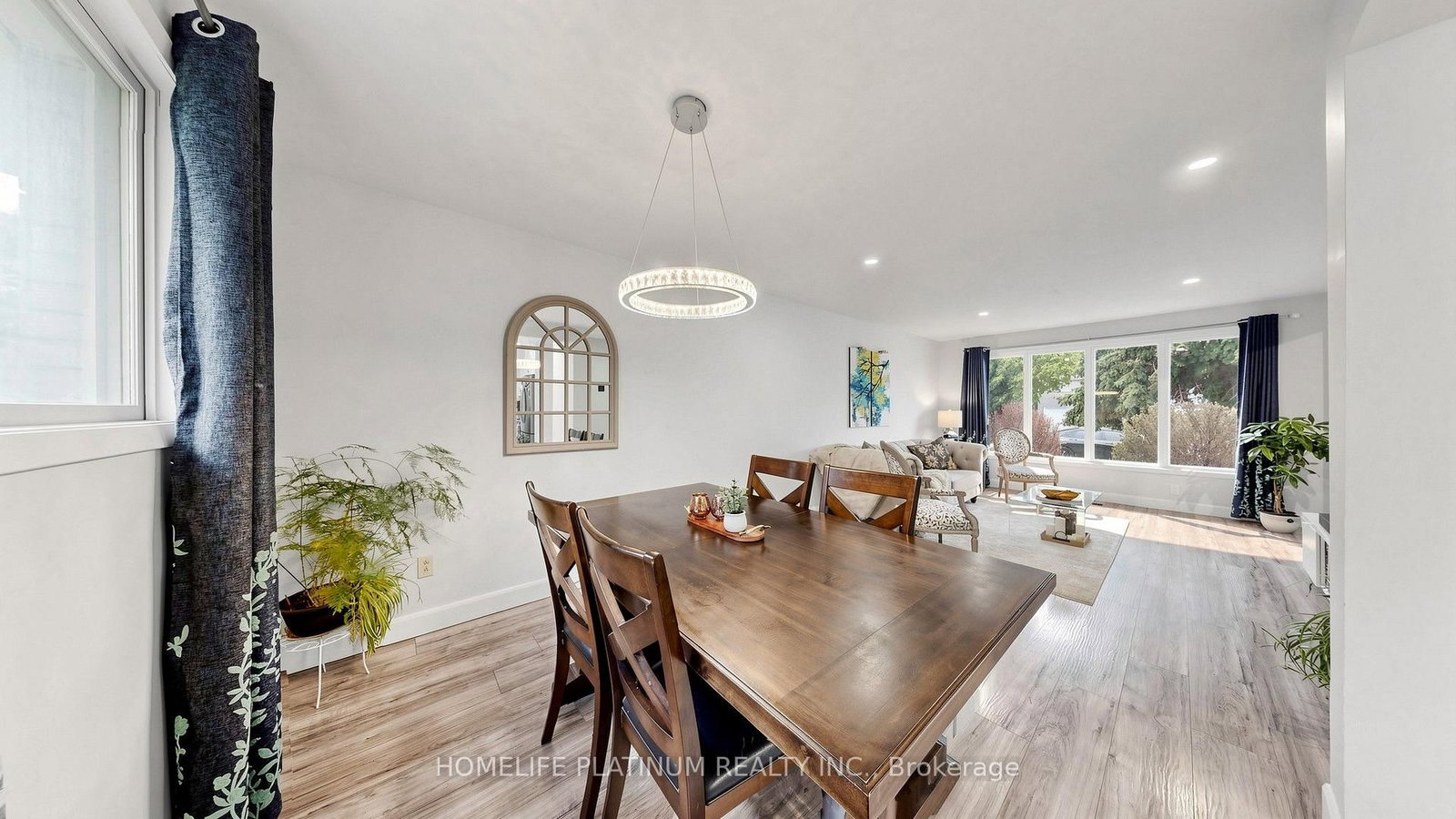 206 Mcmurchy Avenue S • Brampton, ON photo 11