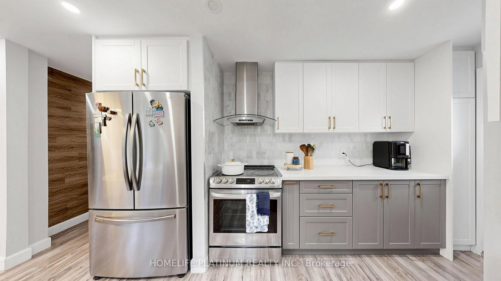 206 Mcmurchy Avenue S • Brampton, ON photo 17