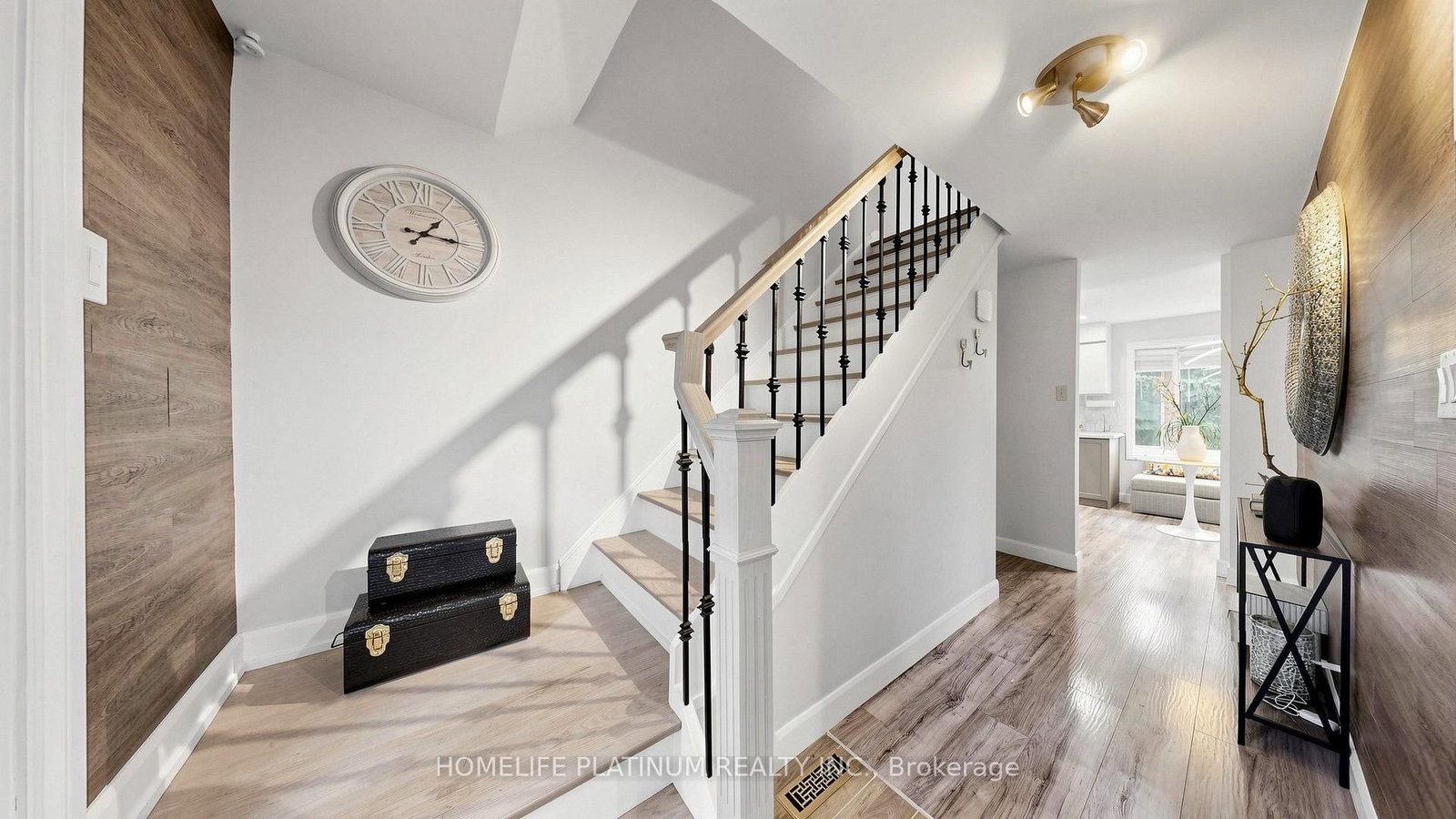 206 Mcmurchy Avenue S • Brampton, ON photo 23