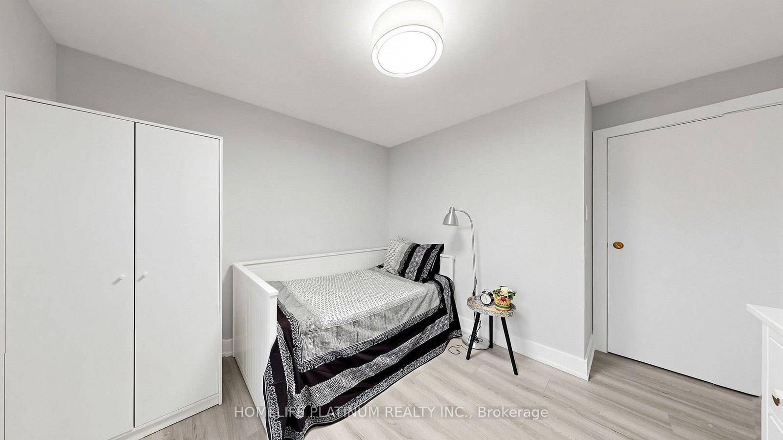 206 Mcmurchy Avenue S • Brampton, ON photo 31