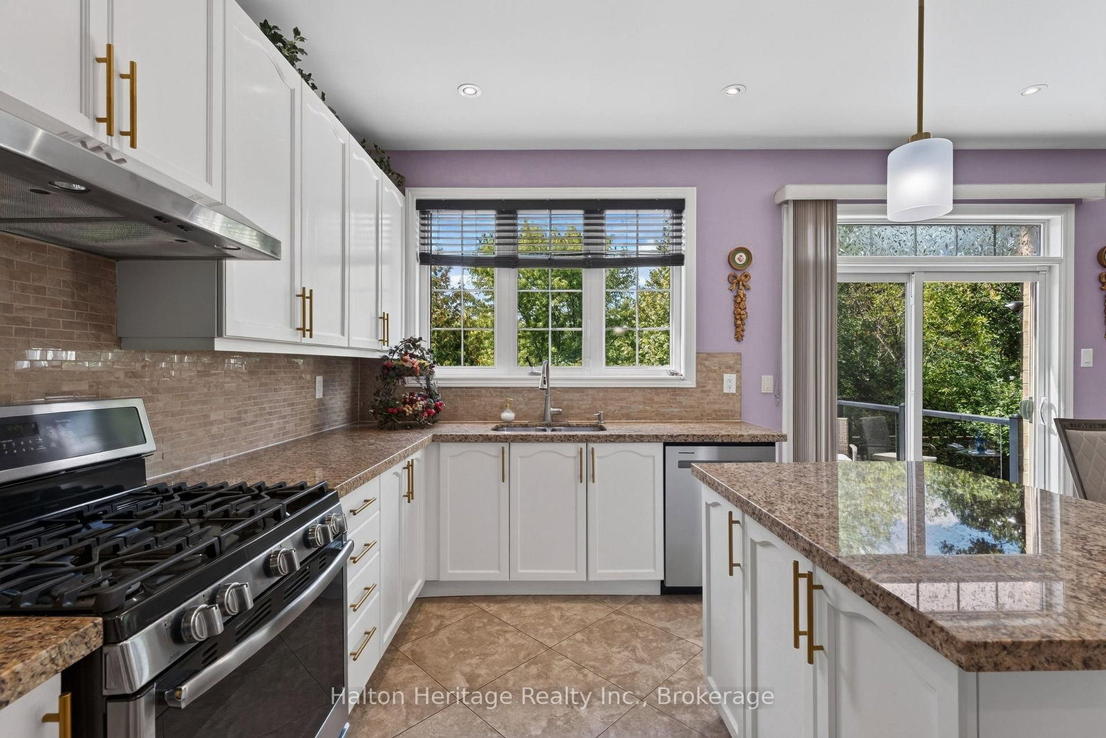 360 Holmes Crescent • Milton, ON photo 15