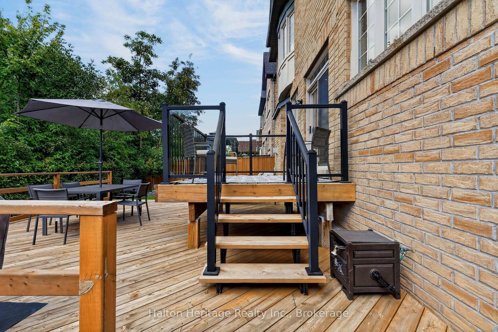 360 Holmes Crescent • Milton, ON photo 36