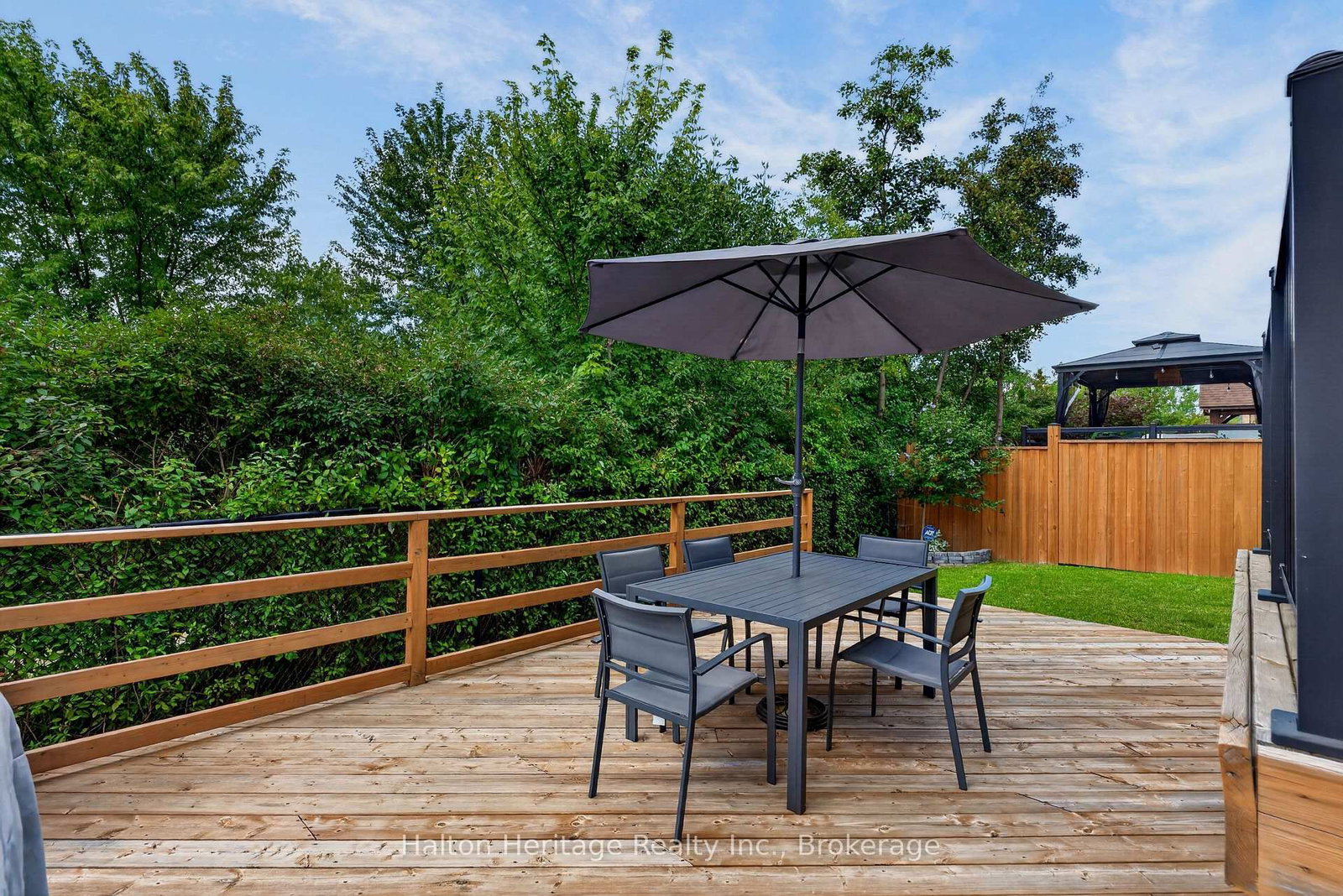 360 Holmes Crescent • Milton, ON photo 40