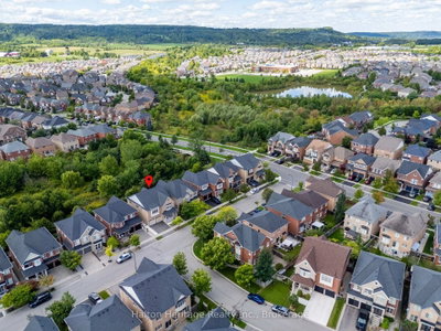 360 Holmes Crescent • Milton, ON photo 6