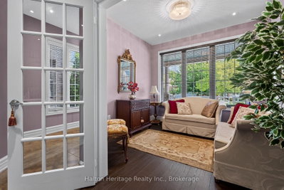 360 Holmes Crescent • Milton, ON photo 7