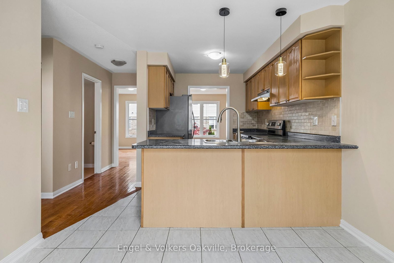 2408 Coho Way • Oakville, ON photo 12