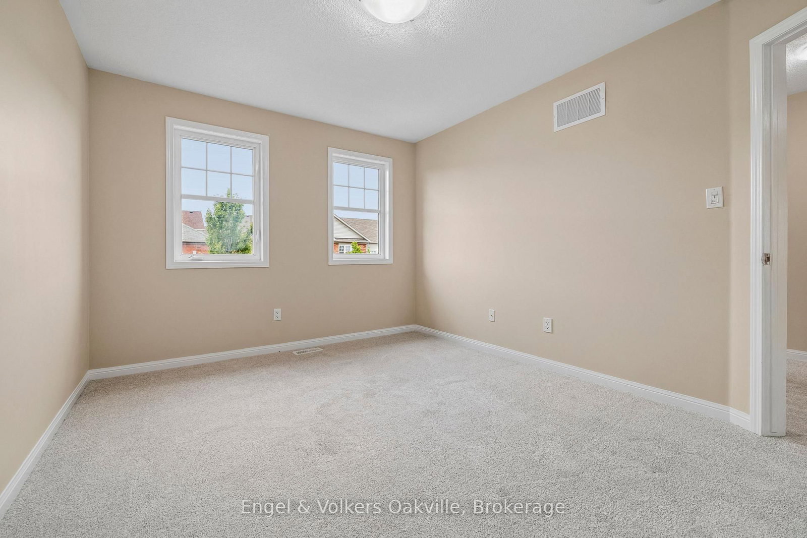 2408 Coho Way • Oakville, ON photo 30