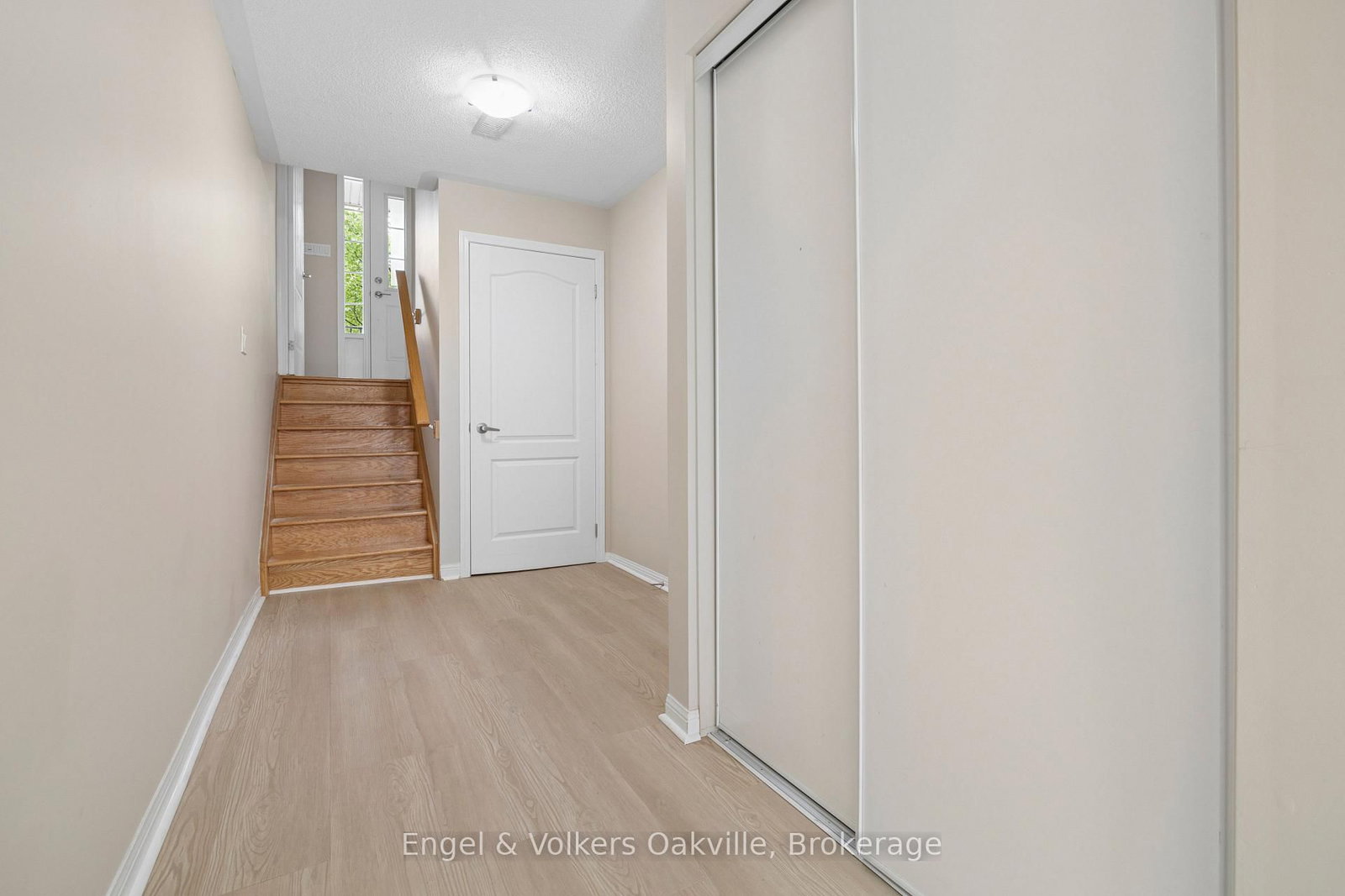 2408 Coho Way • Oakville, ON photo 43