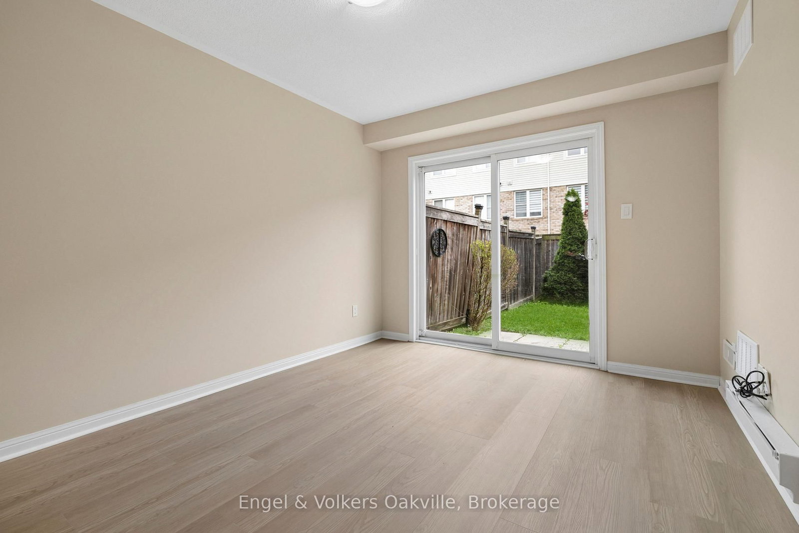 2408 Coho Way • Oakville, ON photo 46